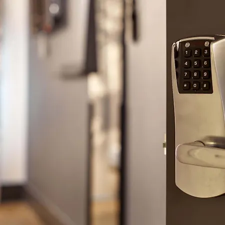 ホテル プルミエール クラッセ バイユー バイユー