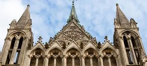 Отель B&B Hotel Bayeux Байе