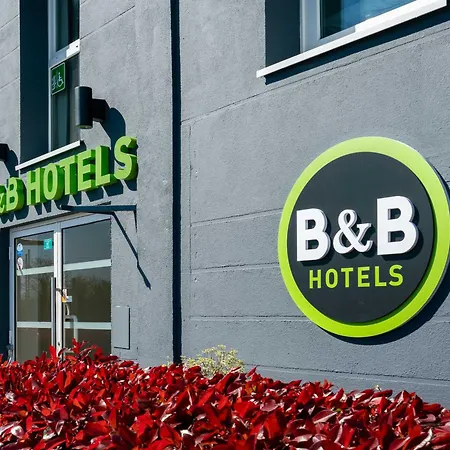 B&B Hotel Bayeux מלון באיו