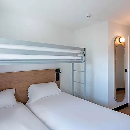 B&B Hotel Bayeux 2*