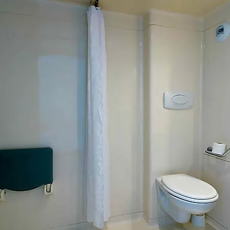 B&B Hotel Bayeux 2*
