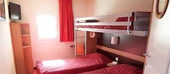 B&B Hotel Bayeux 2*