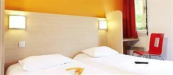 B&B Hotel Bayeux Hotell