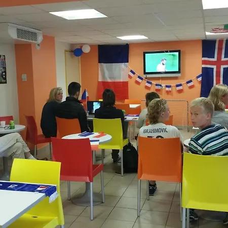 Отель Premiere Classe Байе