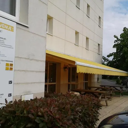 Отель Premiere Classe 2*